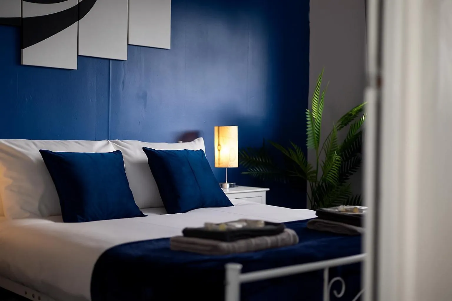 Alt-Stay Leeds, M1 Junction 45 Skelton Lane - Parking - Wi-Fi - Ideal For Contractors & Long Stays Regno Unito